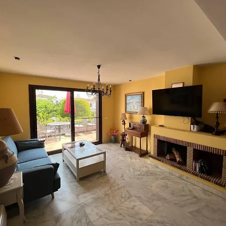 בית נופש Casa De Playa אסטפונה